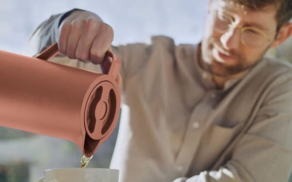 Motiva termos, 1 liter, Quick-Press-stängning, 12 timmar varm, 24 timmar kall, glaskolv, skandinavisk design, terrakotta
