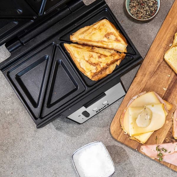 Krups FDK453 Farve: Sølv-Sort - Sandwichmaskine - til delt toast - varmeplader med non-stick belægning - 850 watt (FDK 453)