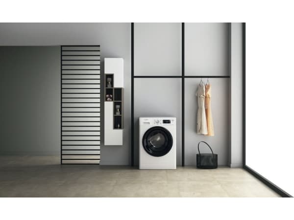 Whirlpool FFB 8258 BV PL, etupakkaus, 8 kg, B, 79 dB, 1200 rpm, B