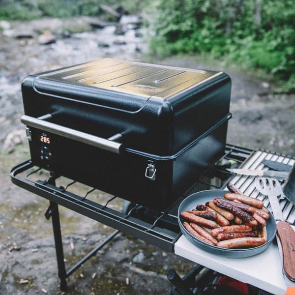 Traeger Utegrill Ranger Svart