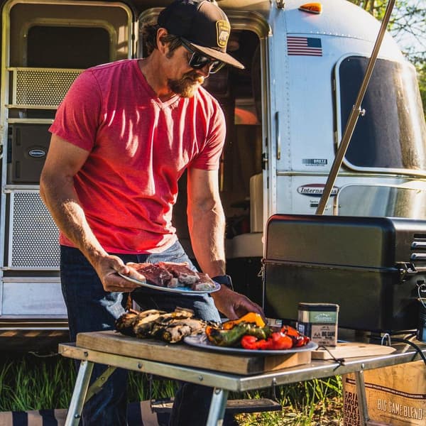 Traeger Utegrill Ranger Svart
