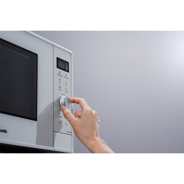 Panasonic NN-GD34HWSUG -mikroaaltouuni, valkoinen