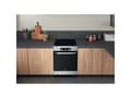 Miniatyrbilde 3 av 5: Hotpoint HS68IQ8CHX/E, Frittstående komfyr, Rustfritt stål, Knapper, Rotasjon, Berøringskontroll, Rustfritt stål, Front, Sonebasert induksjon