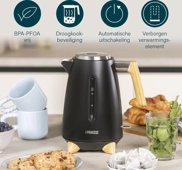 Princess Kedel Pure 236061 - 1,7 liter - 3000W - 360° drejelig - Sort - Rustfrit stål