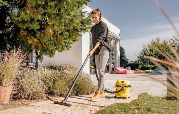 Kärcher - WD 2 Plus - V-12/4/18 våd og mad - 1000 W - affaldsbeholder 12L - strømkabel 4m