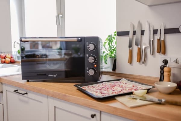 Steba KBM42 | fritstående ovn med rotisseri | kapacitet 42 liter | timer | 2000 watt