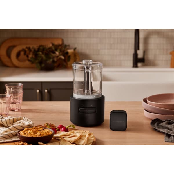 KitchenAid Go 5KFCR531BM johdoton miniteholeikkuri akulla, mattamusta
