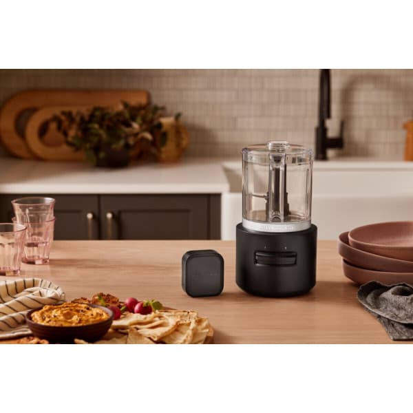 KitchenAid Go 5KFCR531BM johdoton miniteholeikkuri akulla, mattamusta