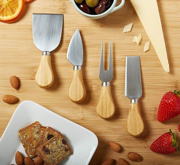 WARNA bambus ostebord 22 cm + knive