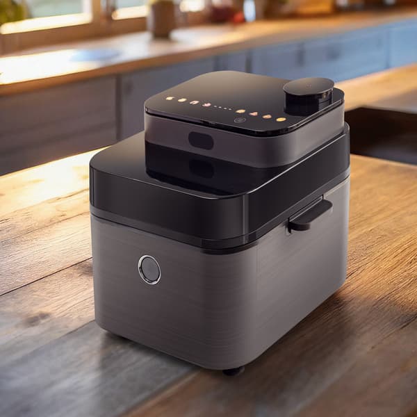 Ströme Juicy Airfryer 7L - stor airfryer med dampfunktion og touch-kontrol