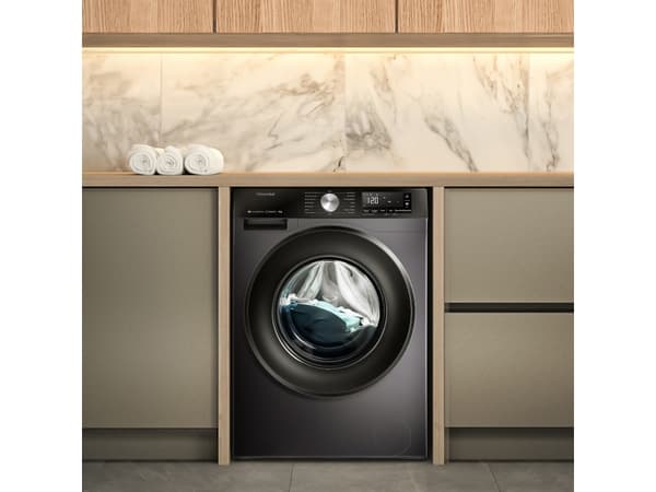 Hisense washing machine WF3S8043BB3 8kg A-30%