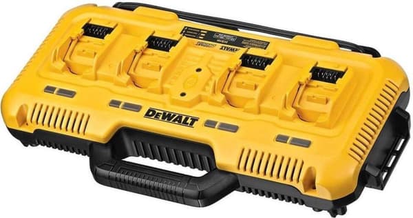 DeWalt DCB104-QW Quad Rapid Charger (DCB104-.QW)