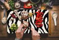 Miniatyrbild 3 av 11: SKÄRBRÄDA I GLASPLATTA 52x30 ZEBRA