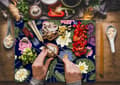 Miniatyrbillede 3 af 11: SKÆREBRÆT I GLAS 52x40 BLOMSTER