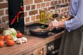 Pikkukuva 6 / 11: LASINEN LEIKKUULAUTA 2 x 30 x 52 PAPRIKAA