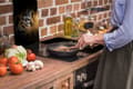 Pikkukuva 6 / 11: LASINEN LEIKKUULAUTA 2 x 30 x 52 MUSTA