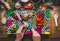 Pikkukuva 3 / 11: LASILEIKKUULAUTA 52x30 POP ART
