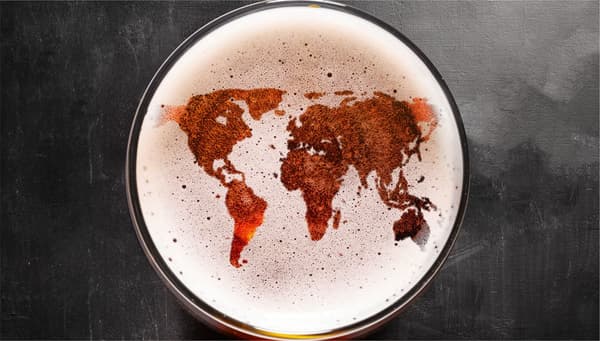 SKÆREBRÆT I GLAS 52x30 KAFFE