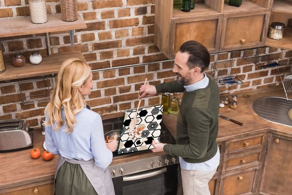 SKÄRBRÄDA I GLASPLATTA 52x40 MOSAIK