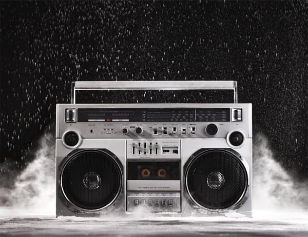 SKÆREBRÆT I GLAS 52x40 RADIO