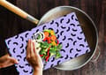 Pikkukuva 4 / 11: LASINEN LEIKKUULAUTA 52x30 KUVIOITA