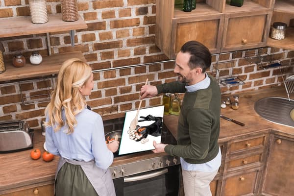 SKÆREBRÆT I GLAS 52x40 HUND