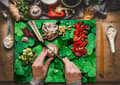 Miniatyrbillede 3 af 11: SKÆREBRÆT I GLAS 52x40 GRØN