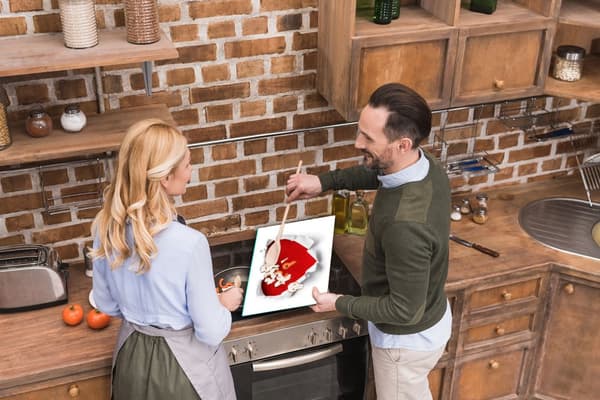 SKÄRBRÄDA I GLASPLATTA 52x40 HJÄRTA