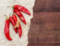 Miniatyrbild 2 av 11: SKÄRBRÄDA I GLAS 52x40 CHILI