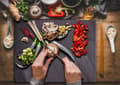 Miniatyrbild 3 av 11: SKÄRBRÄDA I GLAS 52x40 CHILI
