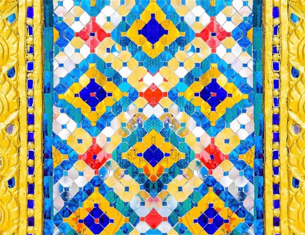 SKÆREBRÆT I GLAS 52x40 MOSAIK