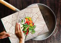 Pikkukuva 4 / 11: LASINEN LEIKKUULAUTA 52x40 KUVIOITA