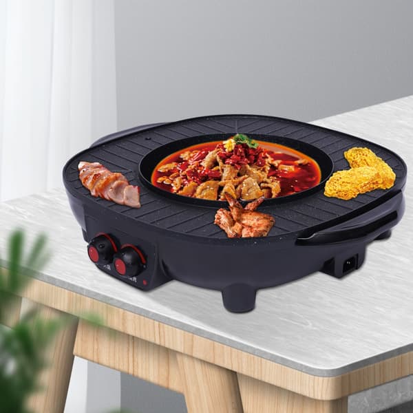 2-i-1 Elektrisk Grill Hot Pot, 2000W Effekt, Non-Stick Overflade, Egnet til 5-6 Personer