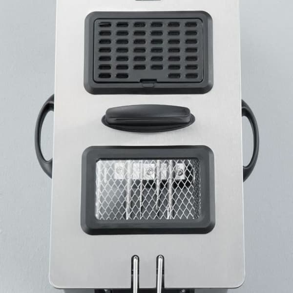 Frituregryde med 2000 W effekt - Severin FR2431 til sprøde og lækre resultater derhjemme. Perfekt til alle madelskere!