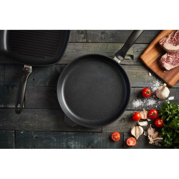 Swiss Diamond XD Classic Induction -paistinpannu, 28 cm