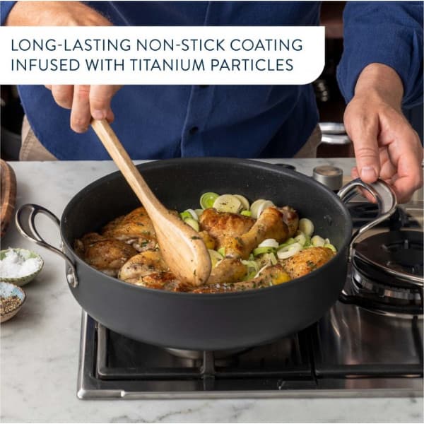 Tefal Jamie Oliver Cook's Classics HA -paistokattila lasikannella 30 cm/5,4 L, musta