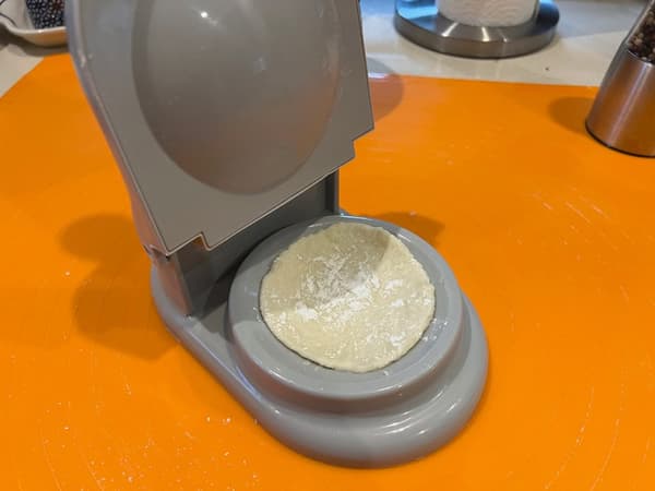 DUMPLING MASKIN 7,5cm DUMPLING MAKER 3291