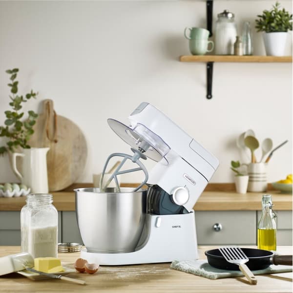 Kenwood Chef XL KVL4110W kjøkkenmaskin inkl. blender