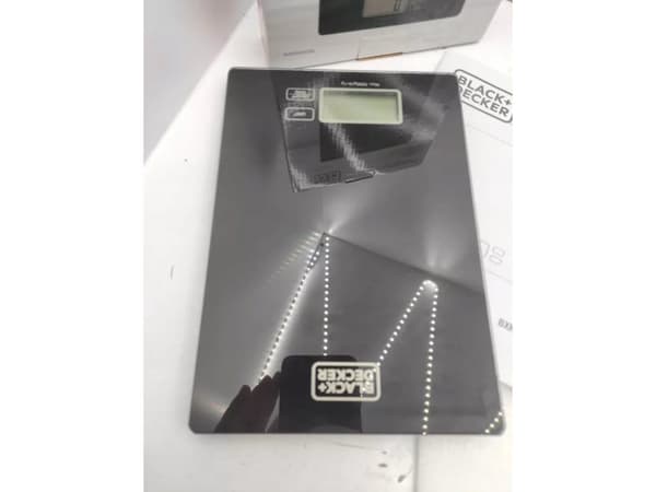 Black+Decker keittiövaaka ES9900040B (5 kg)