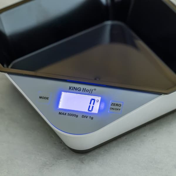 ELEKTRONISK K�KSV?G MED SK?L 800ML / 1G / 5KG KINGHOFF KH-1826