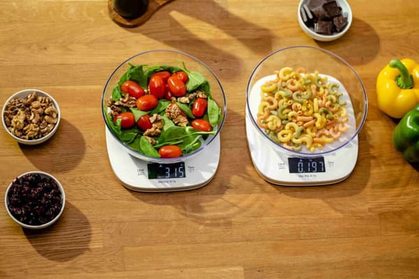 KØKKENVÆGT ZKS 1451 5kg ELPEfenben med skål