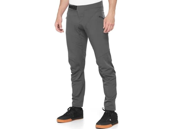 miesten 100% AIRMATIC housut musta koko 28 (EUR 42) (UUSI 2022)