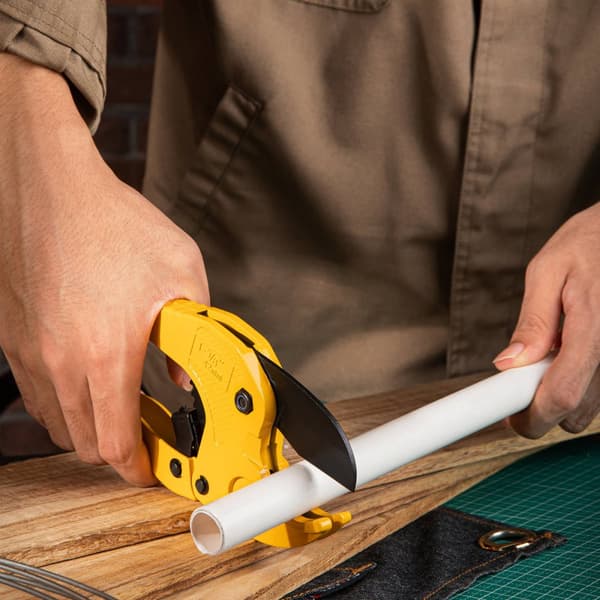 Pipe cutter 42mm Deli Tools EDL350042 (yellow)