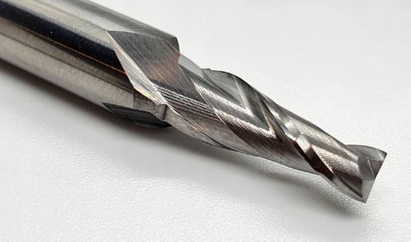 VHM konisk skærer til flade matricer D3 x 2° x D4 mm