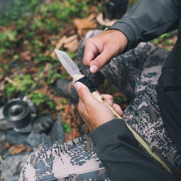 GEAR AID KOTU KNIFE black, fulltånge kniv, överlevnadskniv tactical