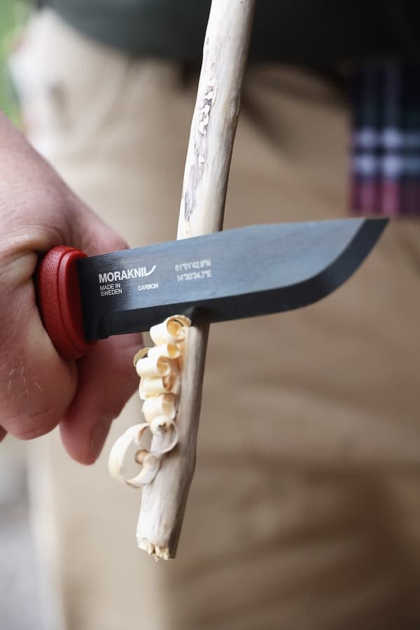 MORAKNIV GARBERG BLACK CARBON DALA RED EDITION MED POLYMERSLIDA 14274