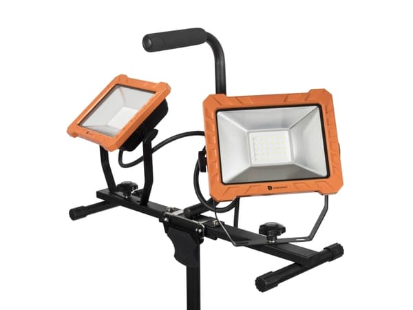 LED arbeidslampe stativ 2 x 30W