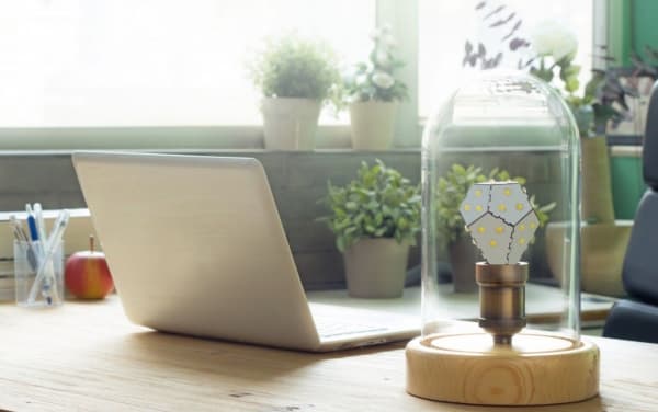 Nanoleaf BLOOM LED-pære 1200 lumen, 3000K, hvit (NL03-1200WN240E27)