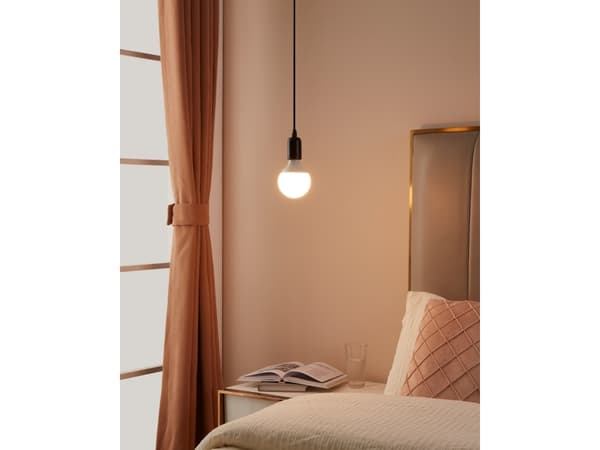 Eglo Connect-Z - LED-glödlampa - form: G95 - E27 - 13.5 W (motsvarande 88 W) - klass F - RGB+TW - 2700-6500 K