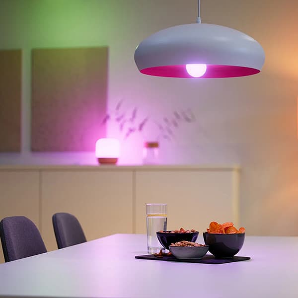 WiZ Smart LED-lampe, 806 lm, E27, RGBW